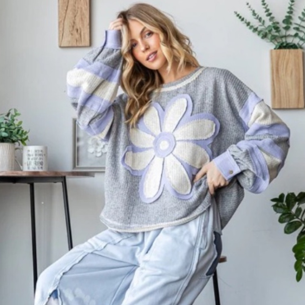 Oli & Hali Gray and Lavender Floral Sweater - Picture 4 of 8